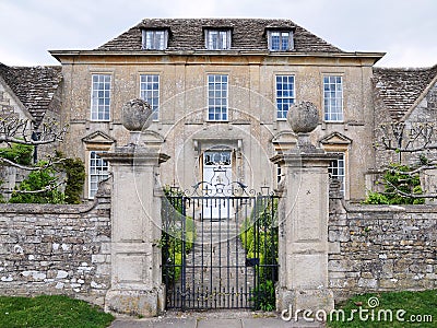 English Mansion