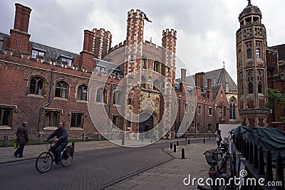 English people bicycling