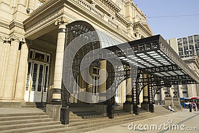 Entrance of Colon Theatre