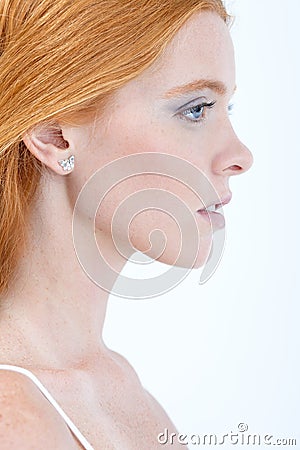 Die Maske für das Haar mit dem Olivenöl und 2 Eigelbe