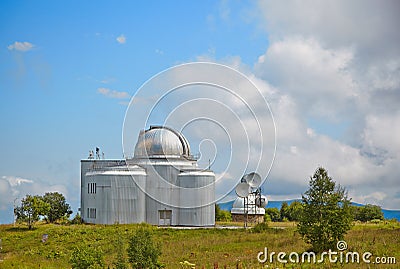 Europe s largest optical telescope azimuth. Small optical telesc