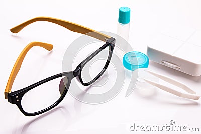 Eyeglasses and contact lens case