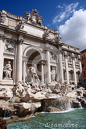 Fantastic Trevi Fountain in Rome / Italy