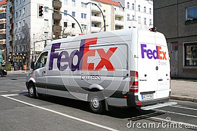 Fed Ex Van