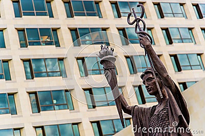 Federal Reserve Bank Statues in Kansas City