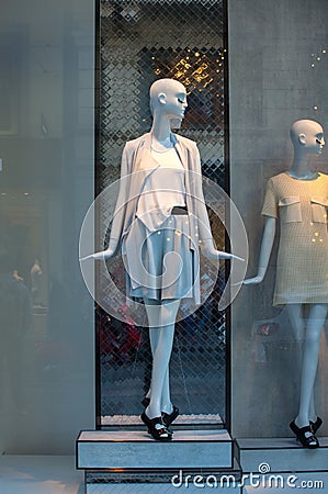 Female mannequin