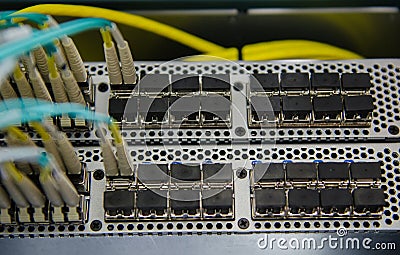 Fiber connect to SAN switch