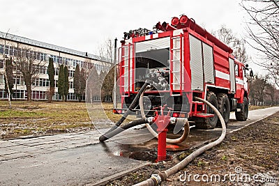 Fire-engine vehicle