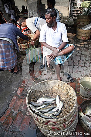 Fish market in Kumrokhali