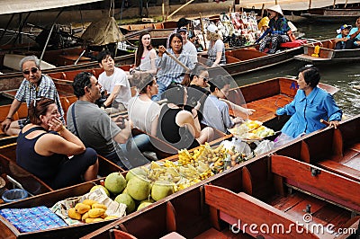 Floating market, Damnoen Saduak, Thailand