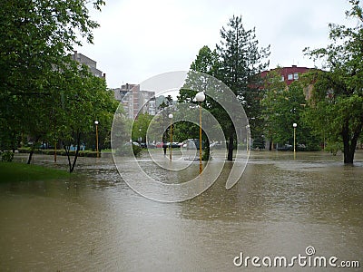 Flooded the streets of the city Lukavac