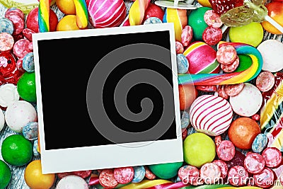 Frame for candies and chewing gum.