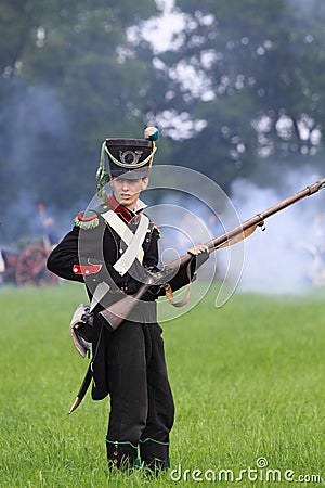 French medieval soldier reloading