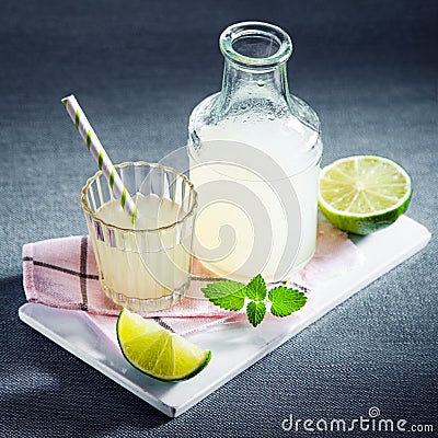 Fresh lemon juice or lemonade with mint