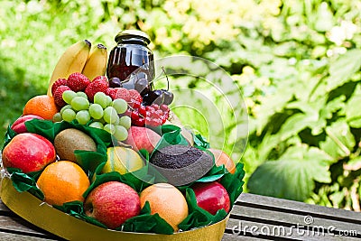 Fresh, natural looking fruit made up in a box
