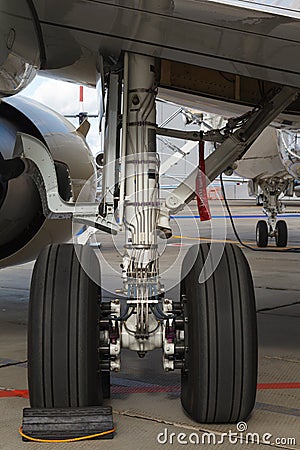 Front landing gear light aircraft