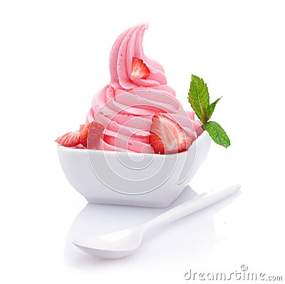 Frozen strawberry yogurt