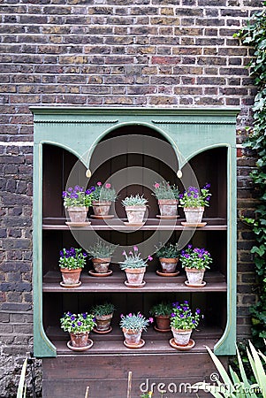 Garden: potted plant display shelves