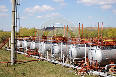 Gas pipes and storage tanks