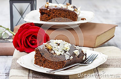 Gingerbread cake with chocolate and hazelnuts