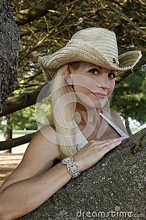 Girl wearing Cowgirl hat