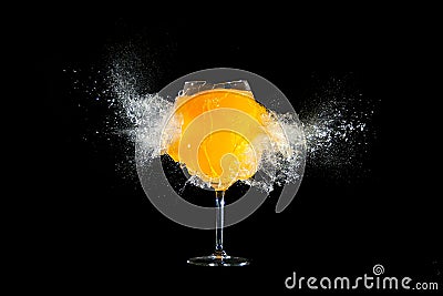 glass-orange-juice-explosions-17476155.j
