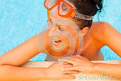 Goggles pool woman