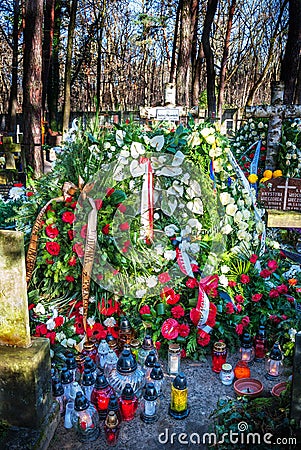 Grave of Tadeusz Mazowiecki after the funeral