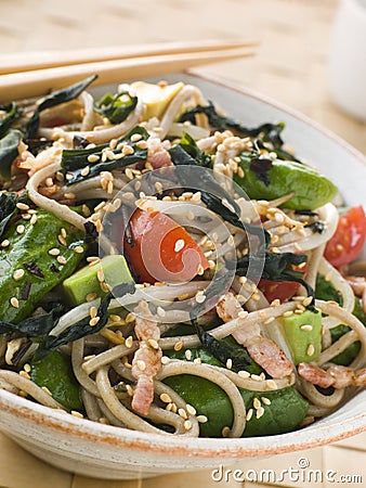 Green Tea and Soba Noodle Salad with Wakame Seawee