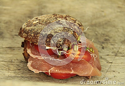 Ham bread roll