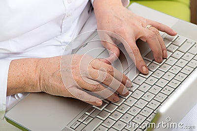 Hands on computer