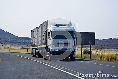 Heavy Duty, Cross Country, Long Haul Truck