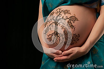 Henna Tree of Life on Pregnant Woman s Belly