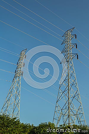 High-voltage tower