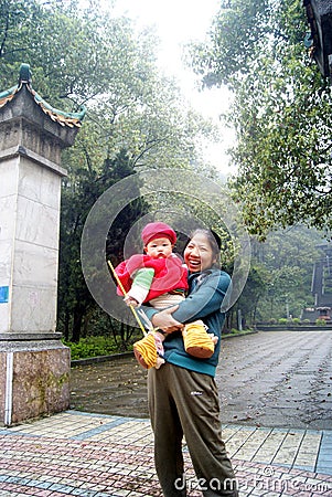 Hong Jiang, China: women and children