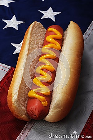 Hot dog and US flag