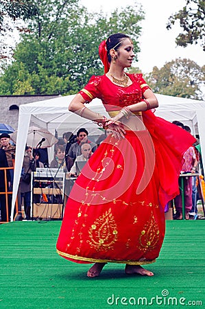 Indian dancer at the festival