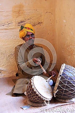 Indian man playing drums, Mehrangarh Fort, Jodhpur, India