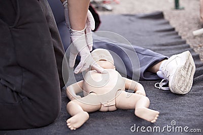 Infant dummy heart massage