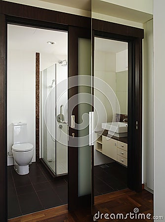 Free Bathroom Design on Interior Design   Bathroom Royalty Free Stock Photos   Image  2642958