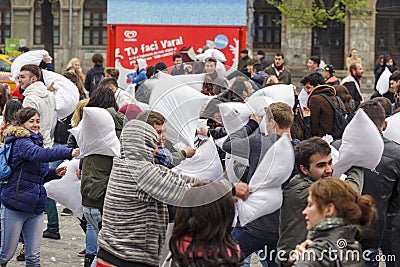 International pillow fight day