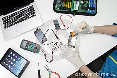 IPhone repairing