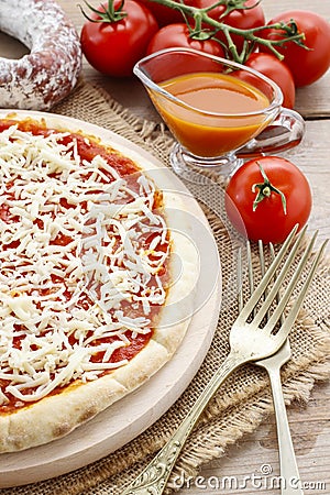 Italian cuisine: pizza margherita