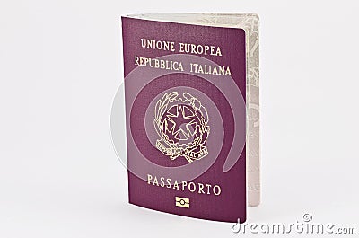 Italian passport