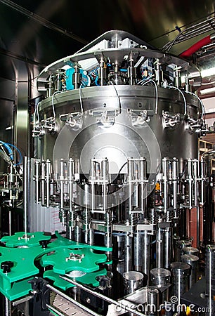 Italy wine: automatic bottling line