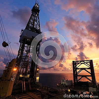 Jack Up Oil Drilling Rig