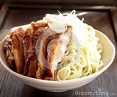 Japan food - noodle with chicken teriyaki