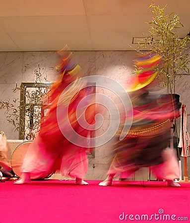 Japanese dancers motion