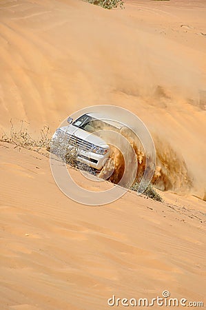 Jeep tour in the desert in Dubai