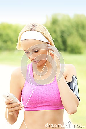 Jogger with smartphone
